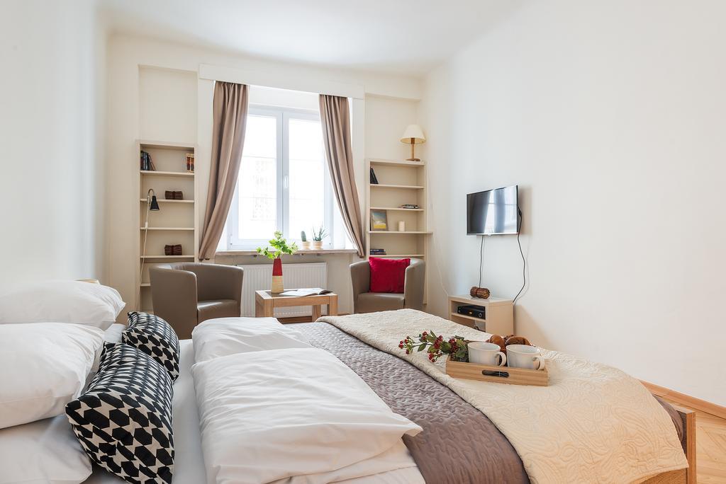 P&O Apartments Old Town Varsovie Extérieur photo